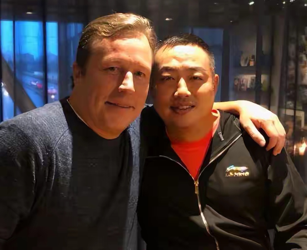 莱万多夫斯基在MAD比赛中问鼎冠军，赛事规则更新引发热议！